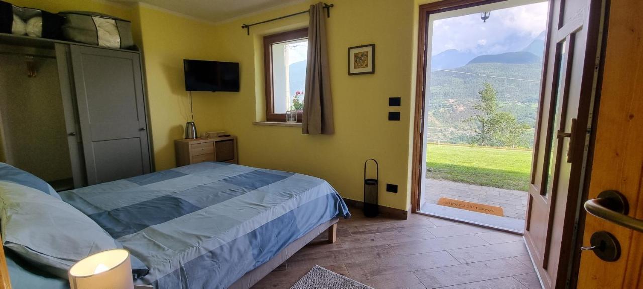 Bed and Breakfast Lo Noyer Et Les Roses Saint Nicolas Exterior foto